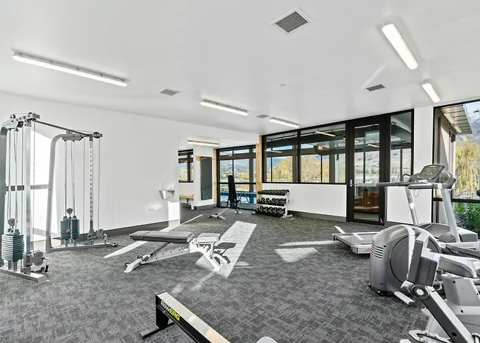 The Rocks By Sotheby's Luxury Homes * Wanaka